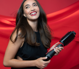 Náhledový obrázek - Sleva 7 % na produkty značky Revlon