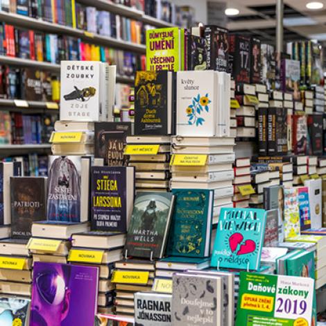 Obrázek - Sleva 100 Kč při nákupu nad 599 Kč v e-shopu Knihy Dobrovský